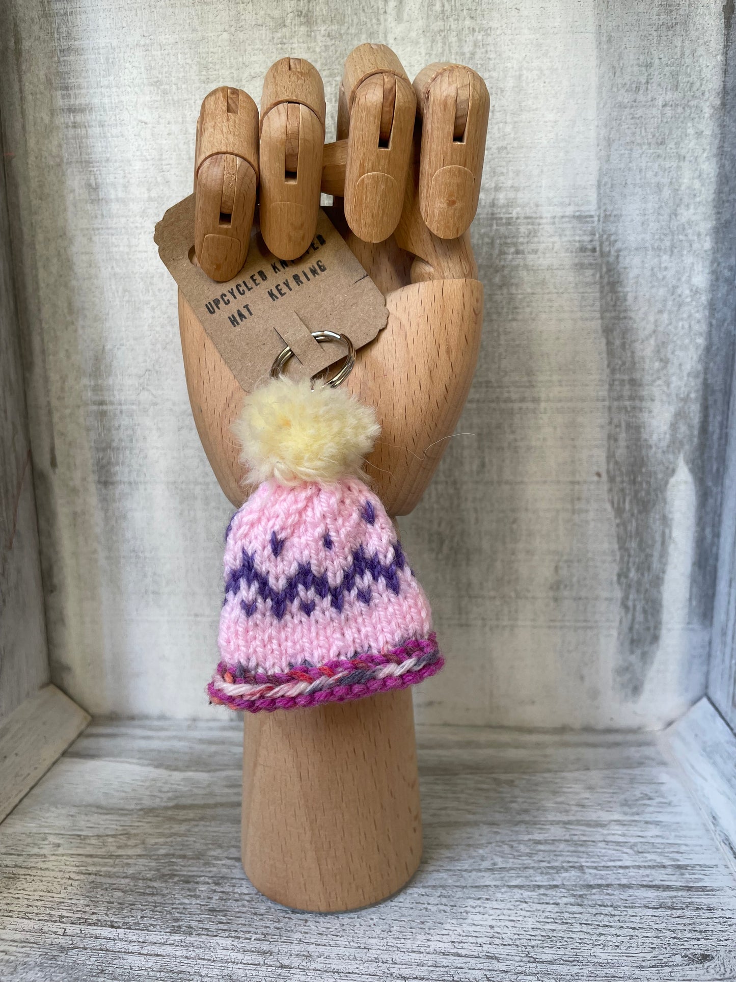 Wooly Hat Keyring - Pastel Pink Nordic