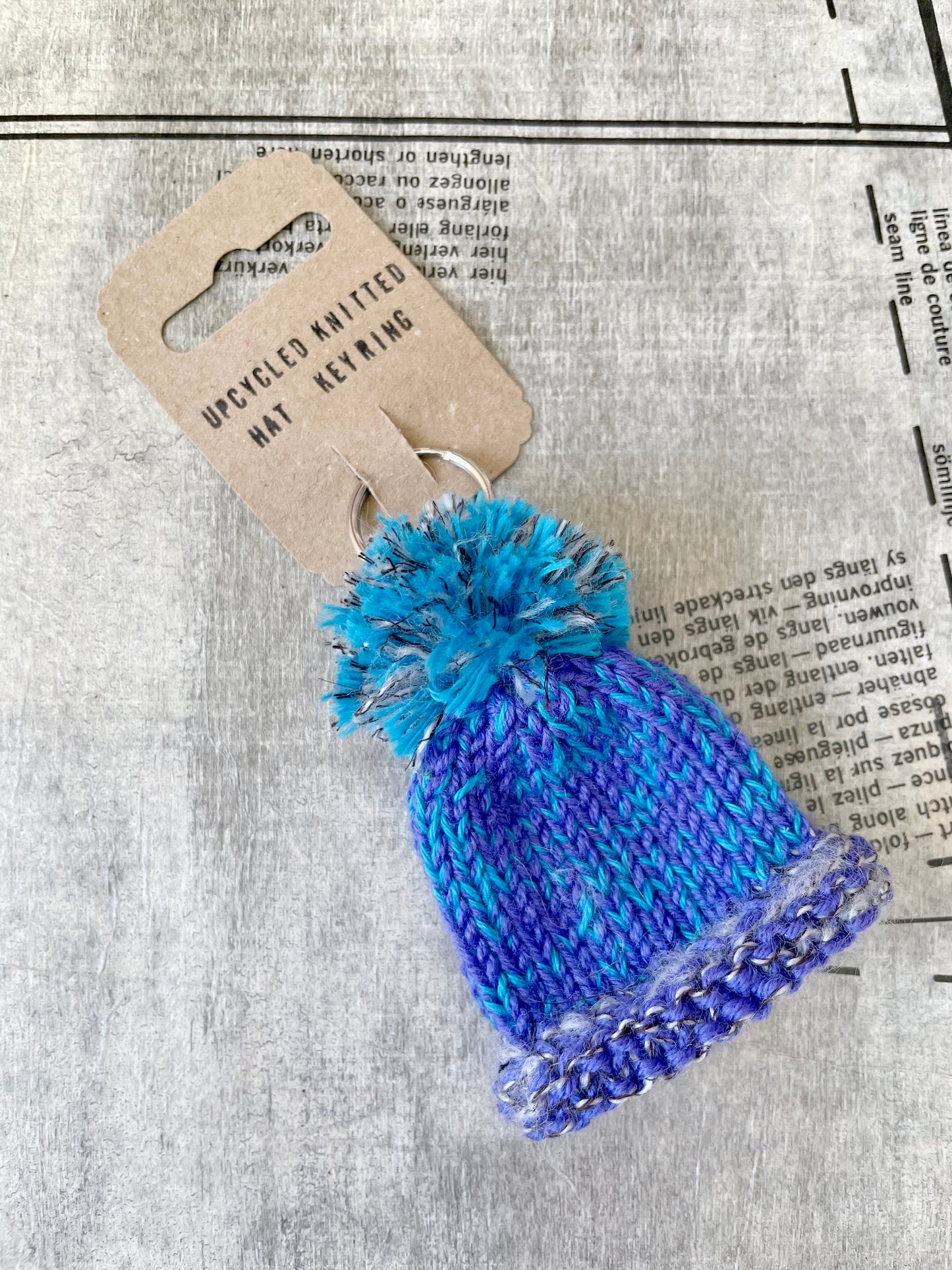 Wooly Hat Keyring - Cosy Blue