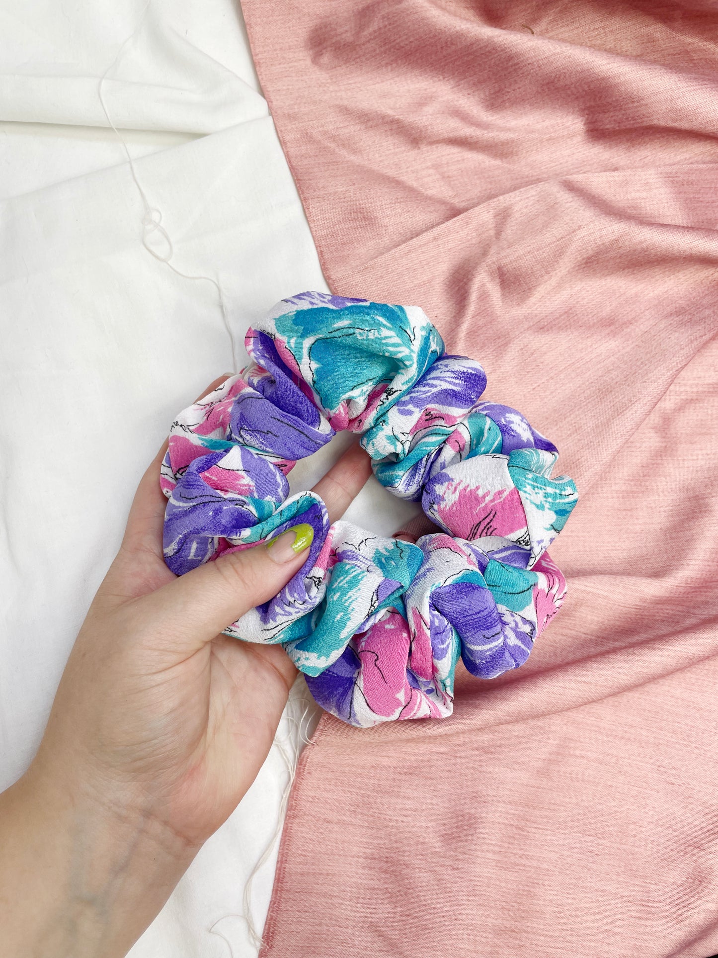 Large Vintage Floral Scrunchie