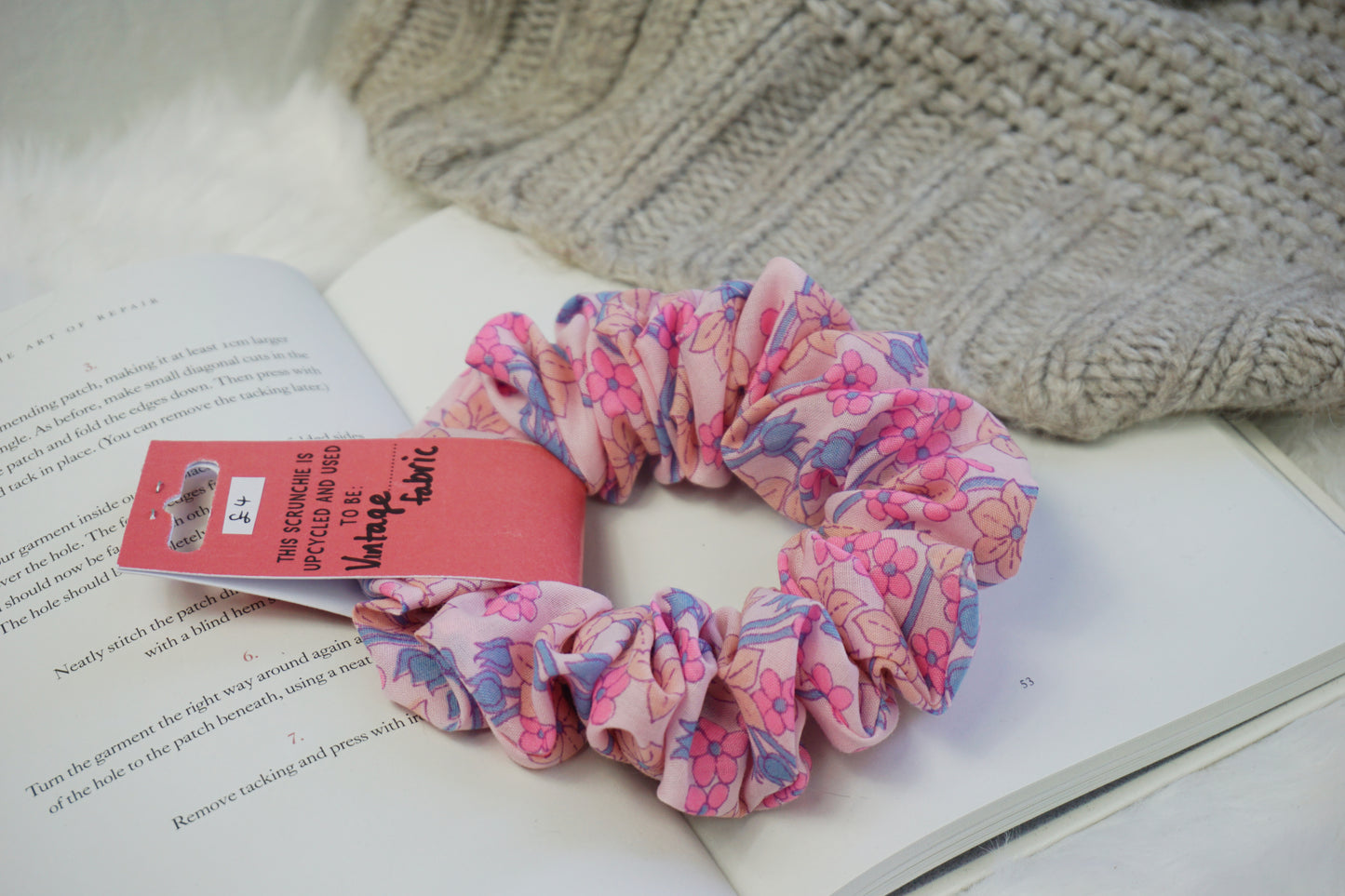 80s Pink Floral Scrunchie