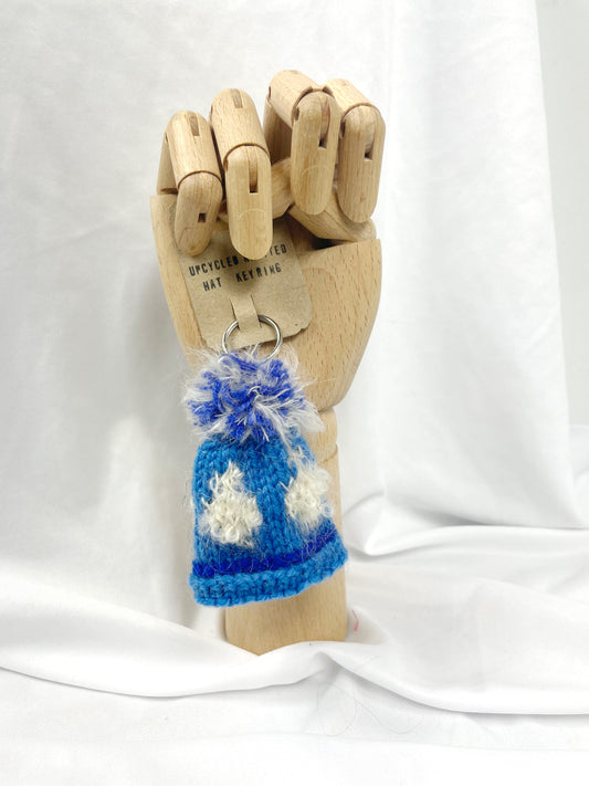 Wooly Hat Keyring - Blue Snowball